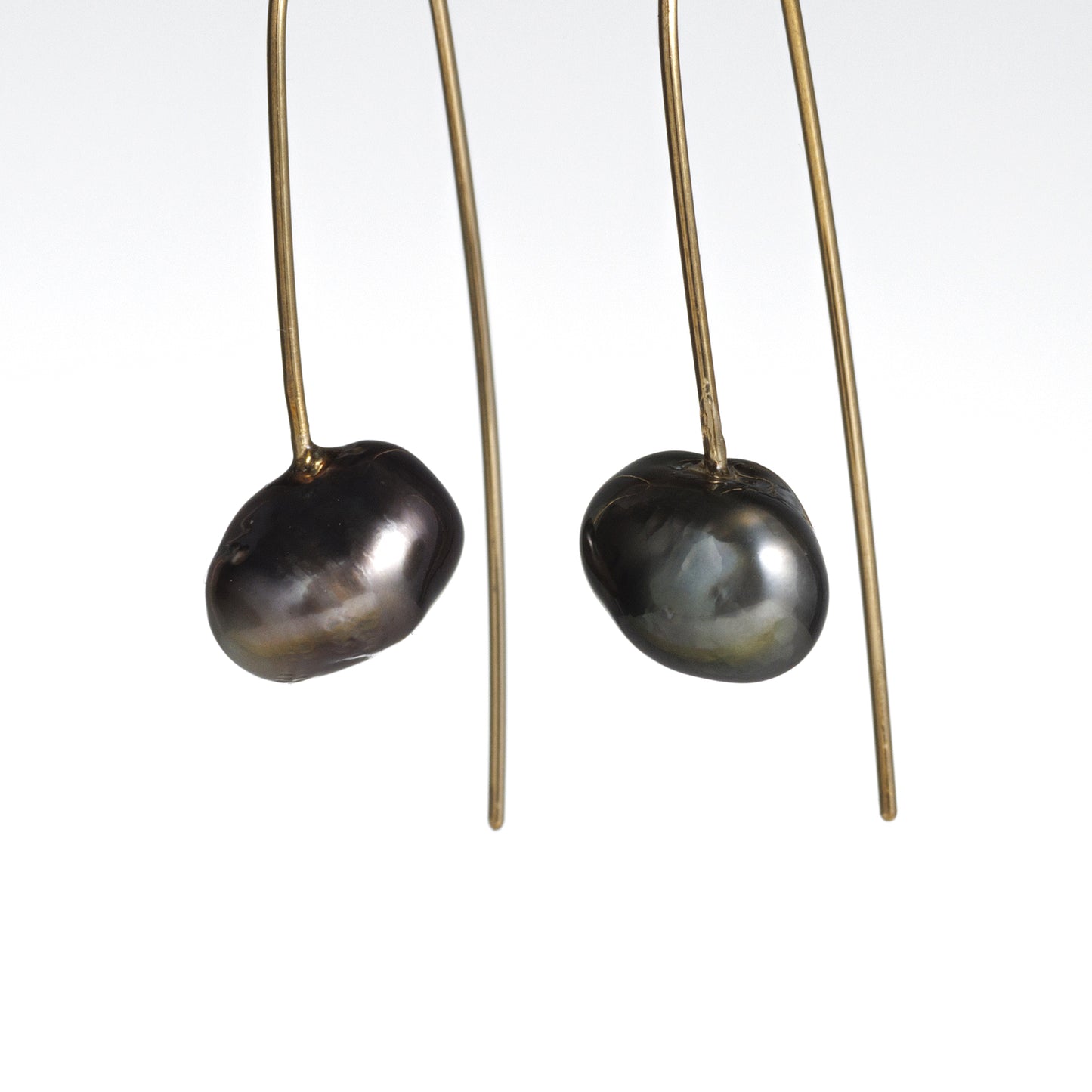 Drawing  南洋バロックパールのピアス(両耳)